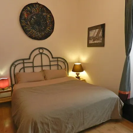 Modern Flat Cavour-3